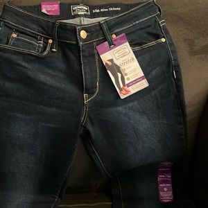 Size 6 med Levi Strauss Signature Jeans